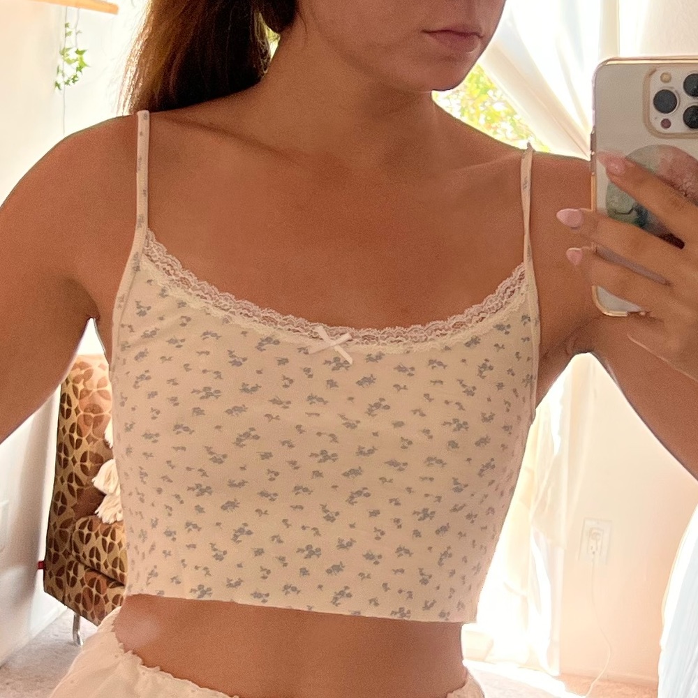 Brandy Melville crop